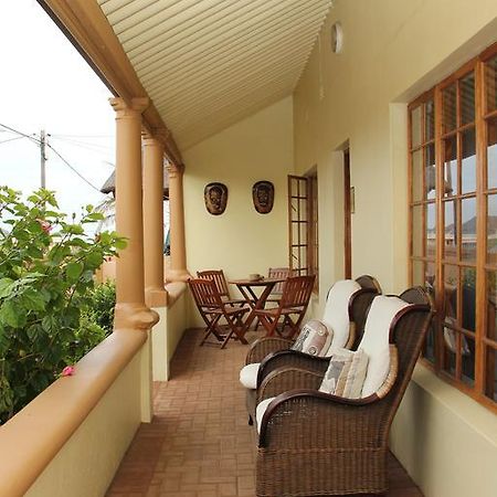 African Dreams Bed And Breakfast East London Exterior photo