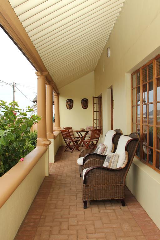 African Dreams Bed And Breakfast East London Exterior photo