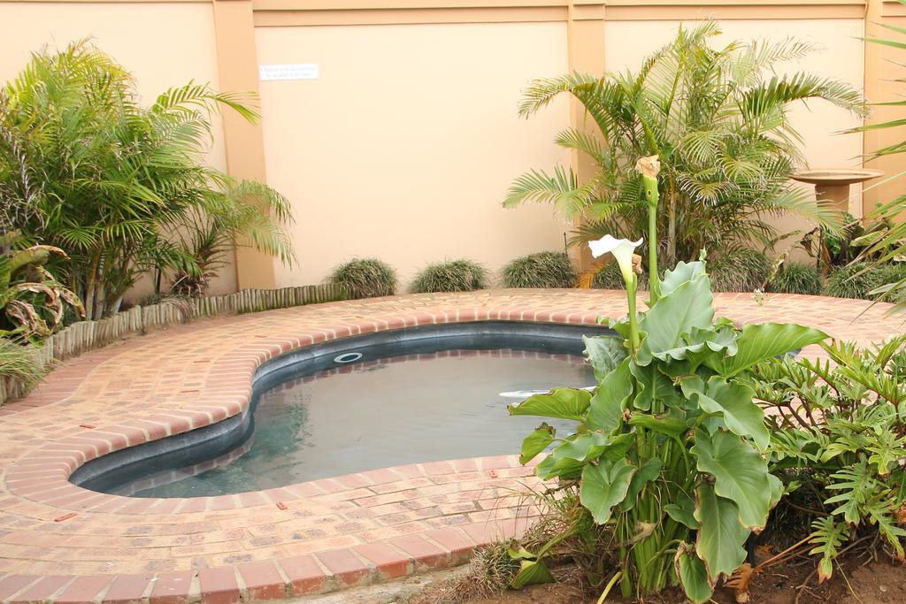 African Dreams Bed And Breakfast East London Exterior photo