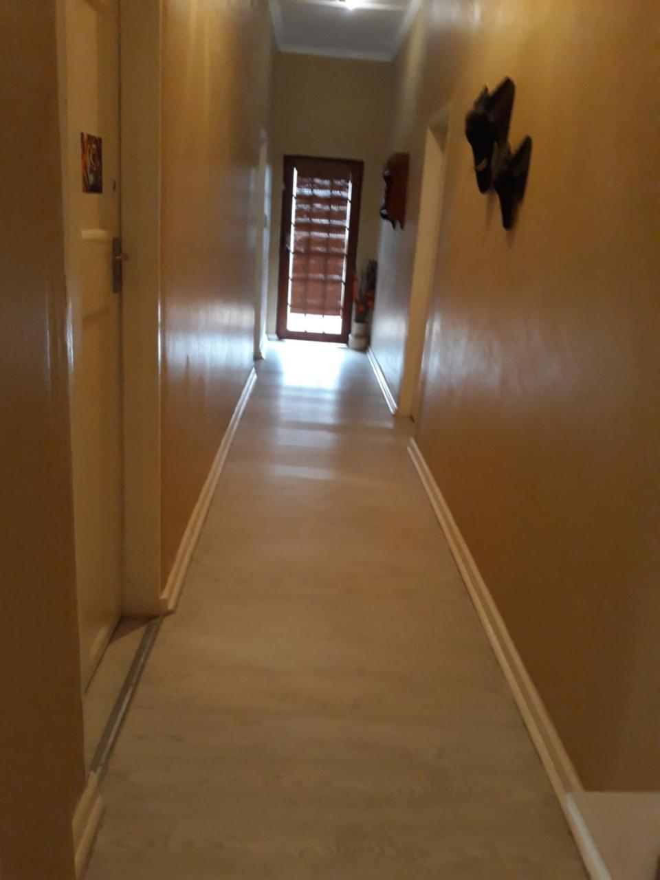 African Dreams Bed And Breakfast East London Exterior photo